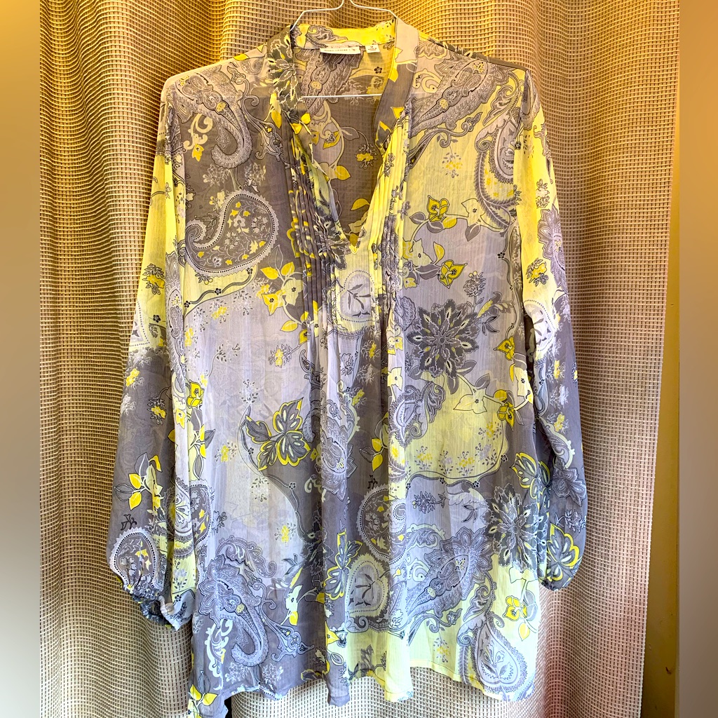 Previously Owned Ladies Sheer Tunic Top Yellow And Grey Size 1x